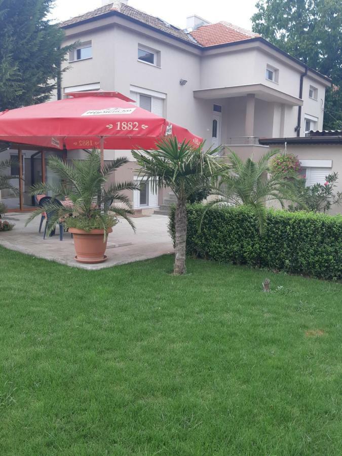 Villa Ros Guest House Свиленград Экстерьер фото